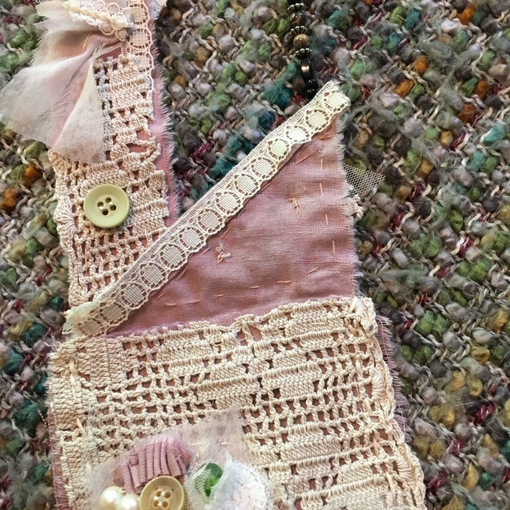 Handmade Vintage Style Lace Button Mini Crossbody Bag Pouch - Picture 7 of 11